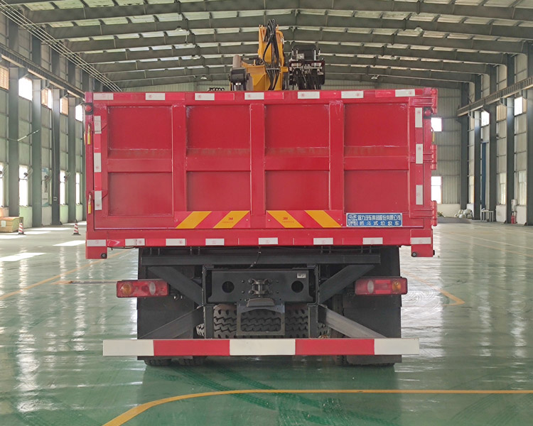 东风畅行CL5240ZZD6ABL型抓斗式垃圾车