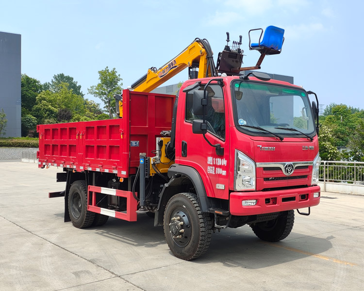 三环四驱抓斗车