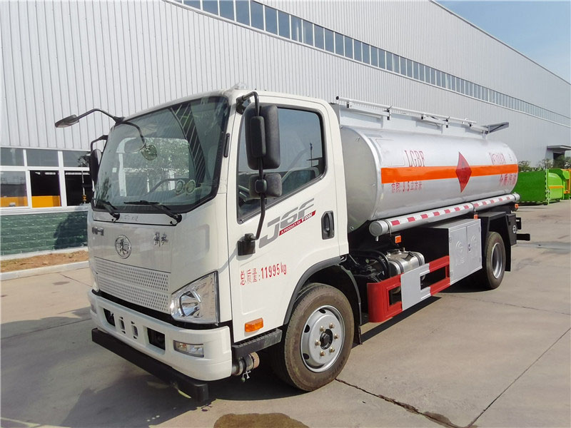 9.5方 楚胜解放J6油罐车