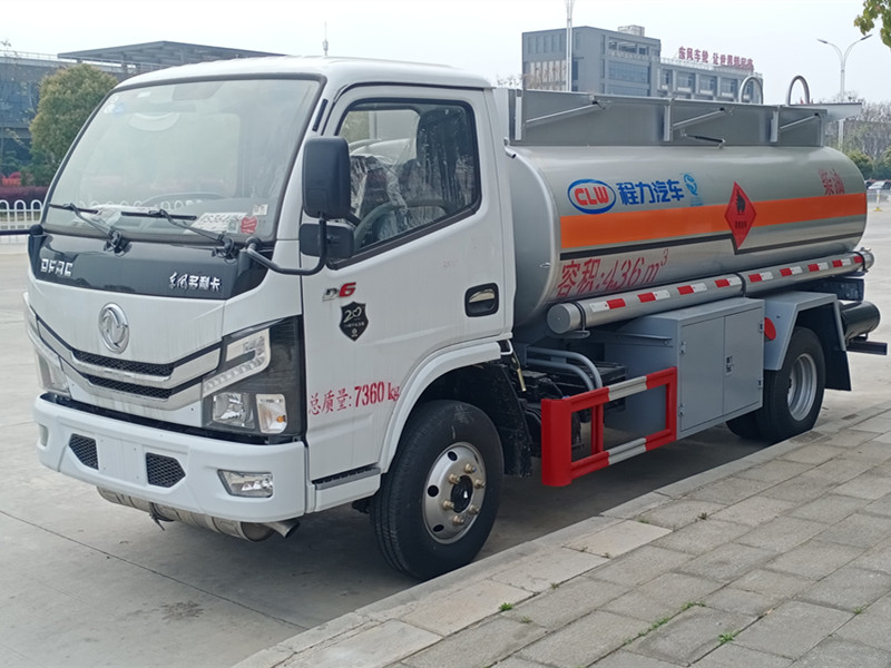 4.36方 东风多利卡加油车