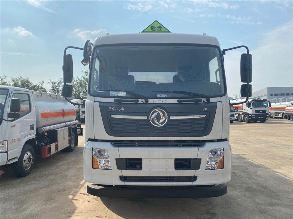 12.7方东风天锦单桥 油罐车