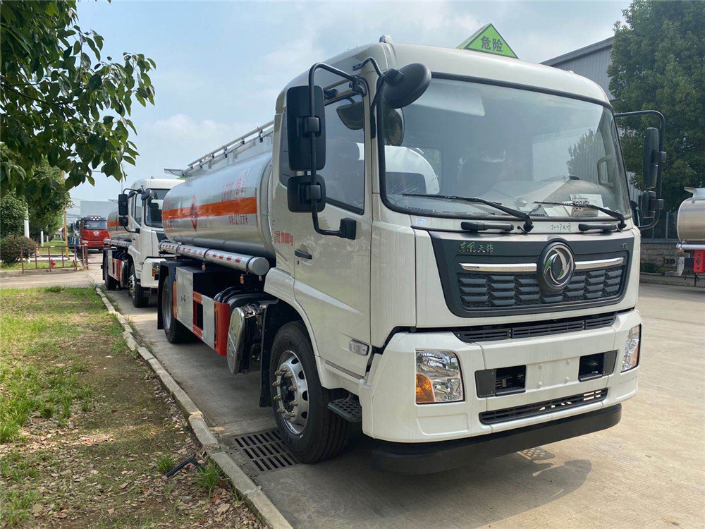 12.7方东风天锦单桥 油罐车