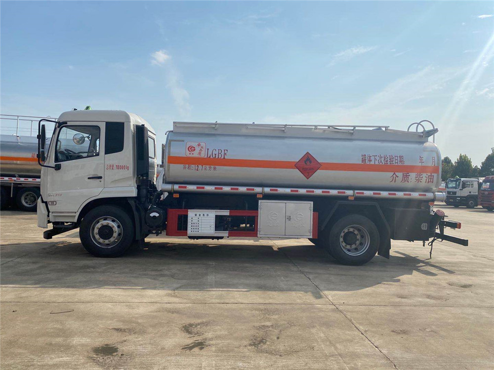 12.7方东风天锦单桥 油罐车