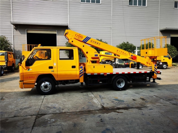18S江铃双排高空作业车