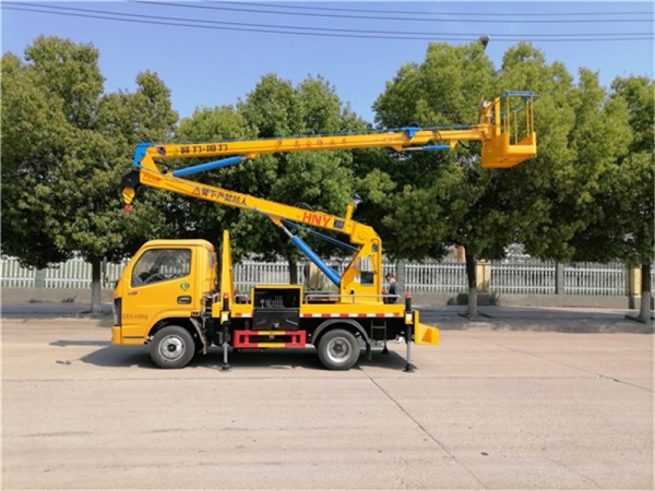 东风13.5米高空作业车