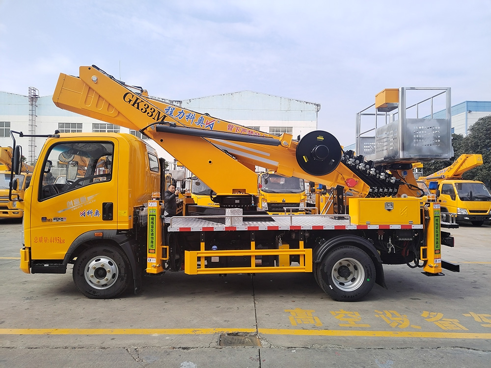 豪沃33米蓝牌高空作业车