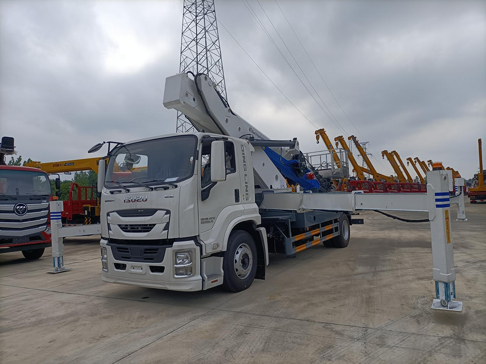 五十铃巨咖45米直臂出口