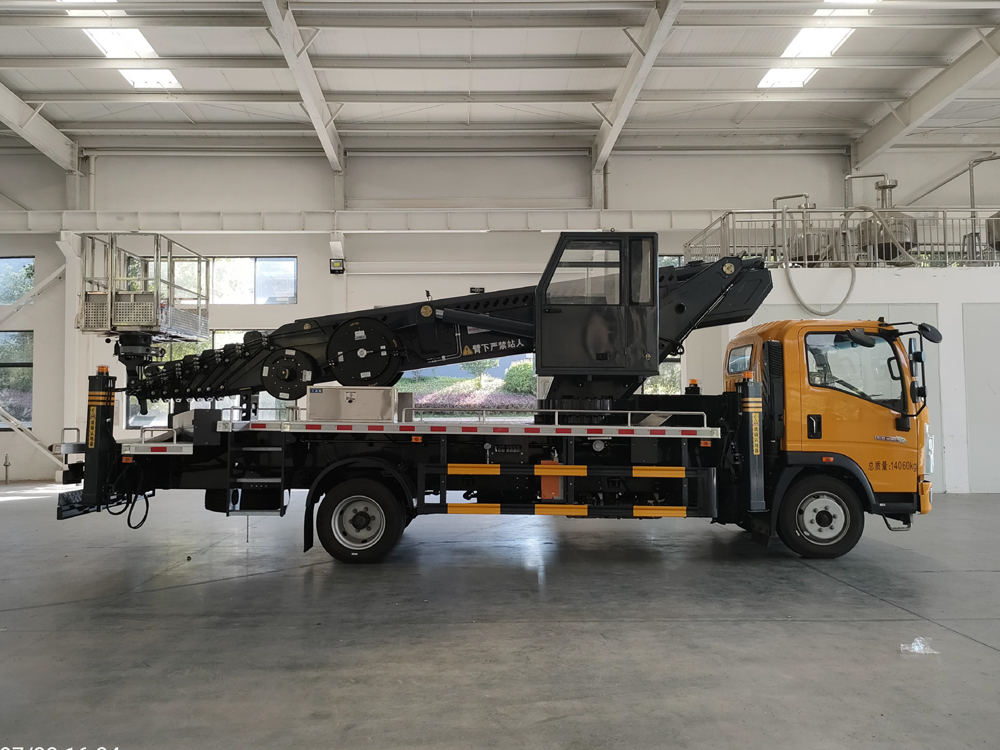 重汽豪沃45米直臂