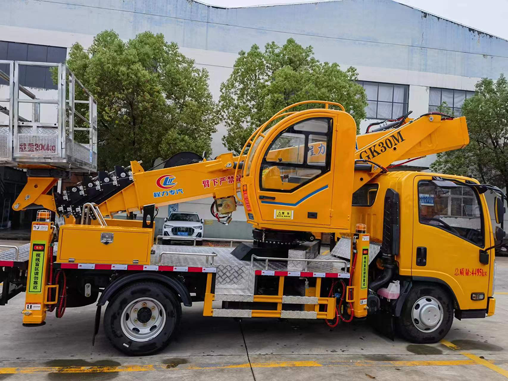 五十铃蓝牌高空作业车