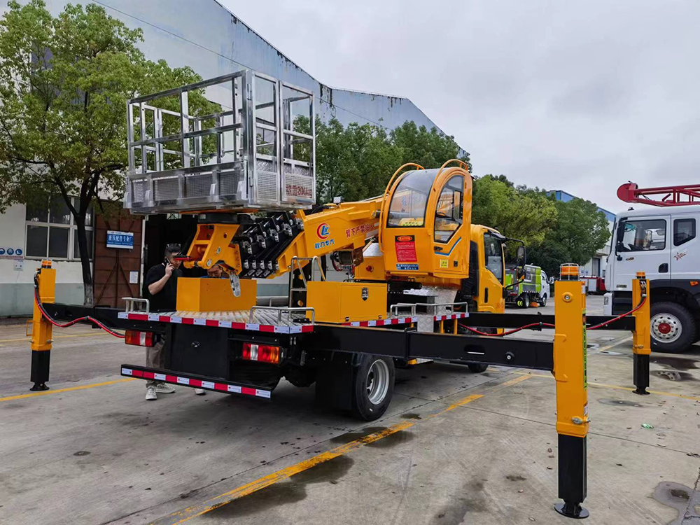 五十铃蓝牌高空作业车