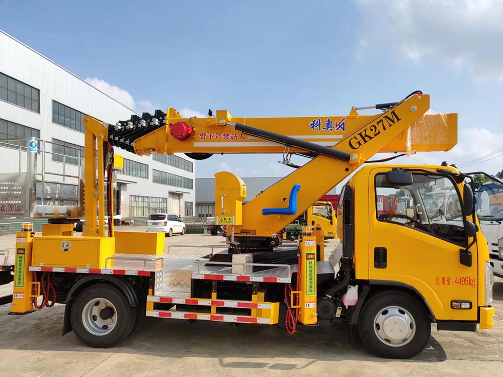 五十铃小飞臂27米蓝牌高空作业车