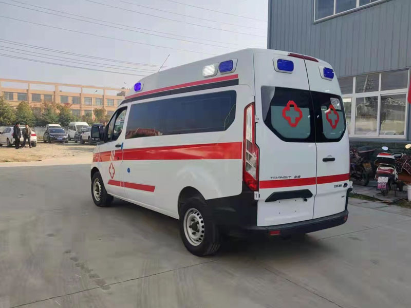 福特V362救护车(柴油版)