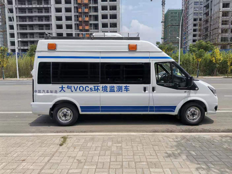 福特V348大气环境监测车